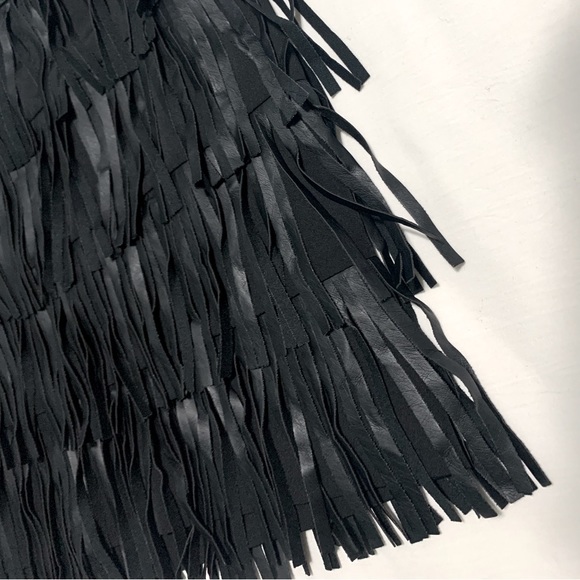 ⭐️CLUB MONACO fringe faux-leather skirt - Picture 3 of 6
